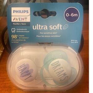 SALE!! 2 Philips Avent Ultra Soft Pacifier 0-6 mon Purple Green Happy Dream NiP